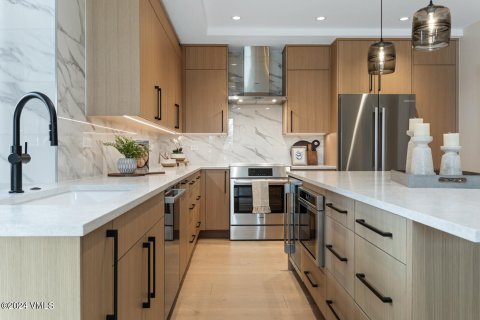 3 bedrooms Condo  in Avon, USA No. 62069 13