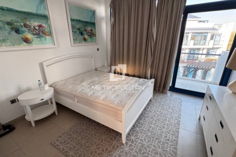 4 chambres Villa à Hoang Van Thu, Vietnam No. 94218 5