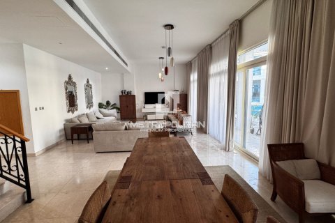 4 chambres Villa à Hoang Van Thu, Vietnam No. 94218 18