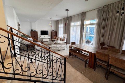 4 chambres Villa à Hoang Van Thu, Vietnam No. 94218 2