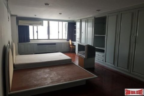3 bedrooms Apartment in Bangkok, Thailand No. 96858 10