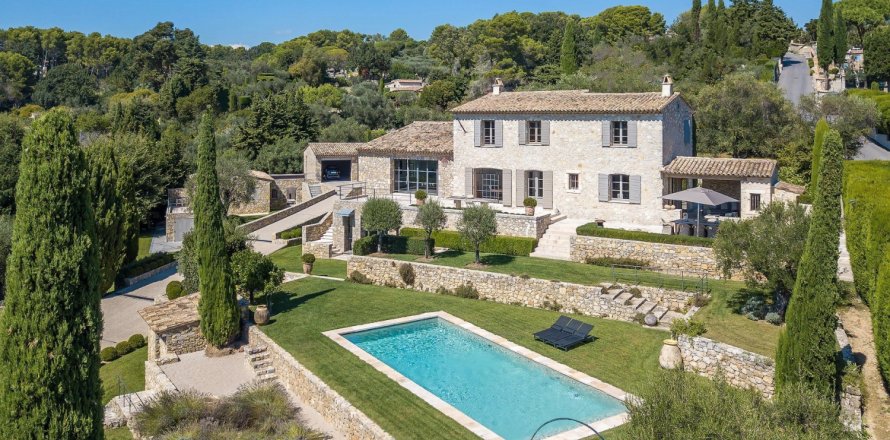 5 chambres Villa à Mougins, France No. 100280
