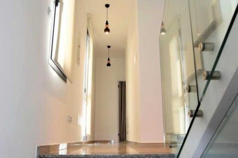 3 bedrooms House in Limassol, Cyprus No. 79407 10