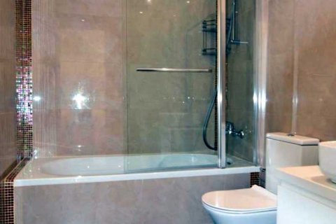 3 bedrooms House in Limassol, Cyprus No. 79407 9