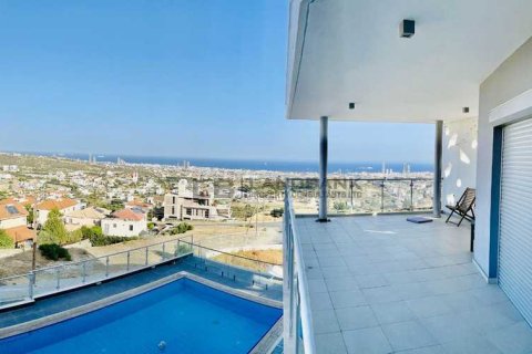 5 chambres Villa à Agios Athanasios, Cyprus No. 63208 4