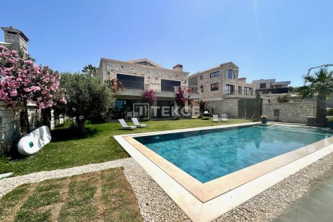 6 bedrooms Villa in Bich Dong, Vietnam No. 75896 30