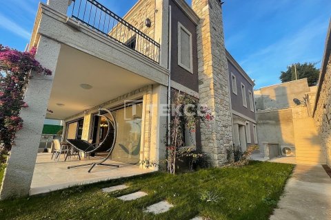 6 bedrooms Villa in Bich Dong, Vietnam No. 75896 18