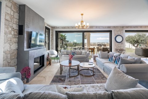 6 bedrooms Villa in Bich Dong, Vietnam No. 75896 12