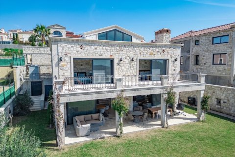 6 bedrooms Villa in Bich Dong, Vietnam No. 75896 17