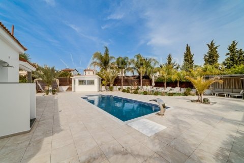 4 bedrooms Bungalow in Ayia Napa, Cyprus No. 82956 17