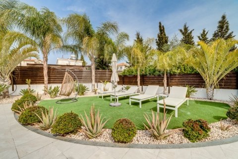 4 bedrooms Bungalow in Ayia Napa, Cyprus No. 82956 19