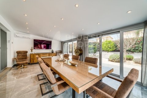 4 bedrooms Bungalow in Ayia Napa, Cyprus No. 82956 6