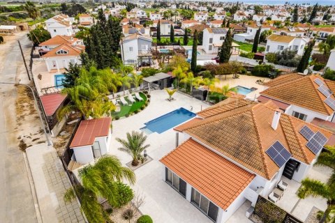 4 bedrooms Bungalow in Ayia Napa, Cyprus No. 82956 27