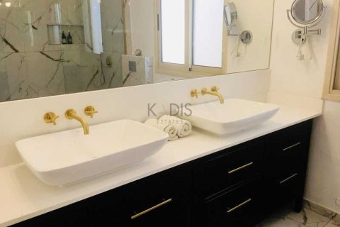 4 bedrooms Villa in Paramali, Cyprus No. 70733 9