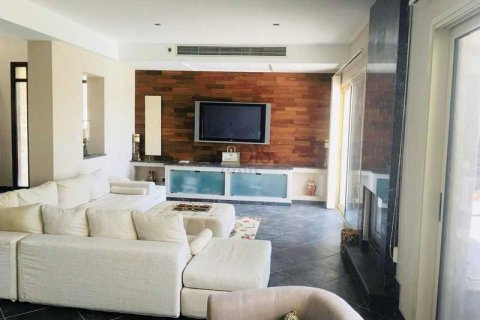 4 bedrooms Villa in Paramali, Cyprus No. 70733 3