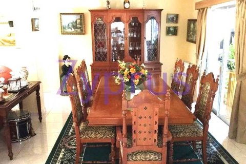 4 bedrooms House in Erimi, Cyprus No. 100729 10