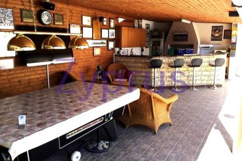 4 bedrooms House in Erimi, Cyprus No. 100729 6