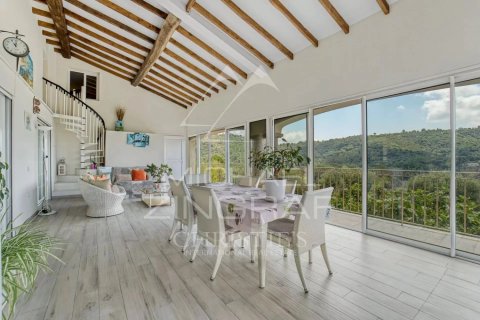 5 bedrooms Villa in Le Tignet, France No. 67934 2