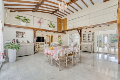 5 bedrooms Villa in Le Tignet, France No. 67934 9