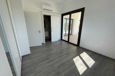 3 bedrooms Apartment in Germasogeia, Cyprus No. 43532 7