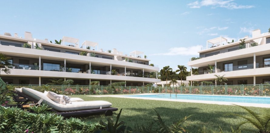 2 bedrooms Apartment in Estepona, Spain No. 111996