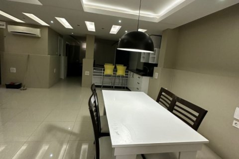 4 bedrooms Villa in Binh Duong, Vietnam No. 16153 4