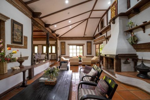 5 bedrooms House in Chiang Mai, Thailand No. 97732 12