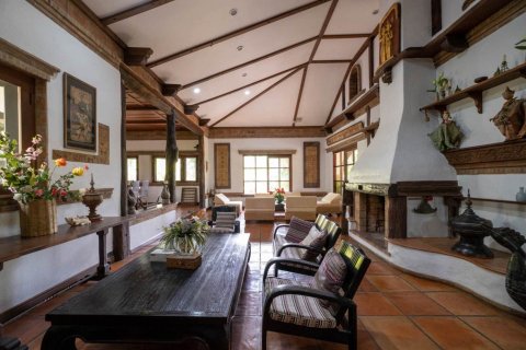 5 bedrooms House in Chiang Mai, Thailand No. 97732 14