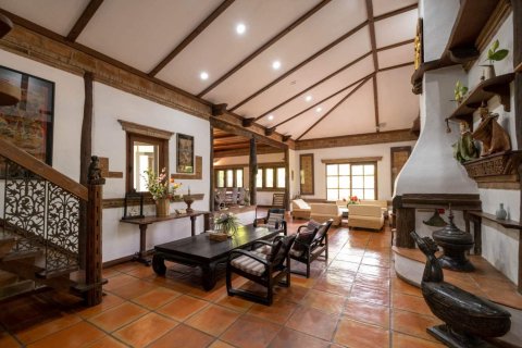 5 bedrooms House in Chiang Mai, Thailand No. 97732 13