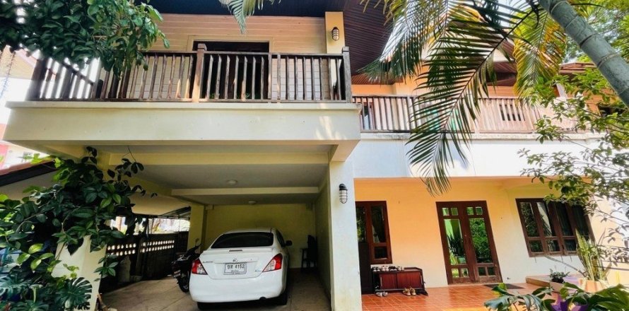 3 bedrooms House in Chiang Mai, Thailand No. 97682