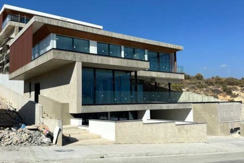 5 dormitorios Villa en Germasogeia, Cyprus No. 71916 1