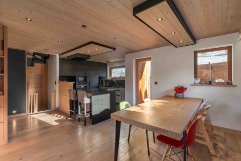 4 bedrooms House in Combloux, France No. 99540 6