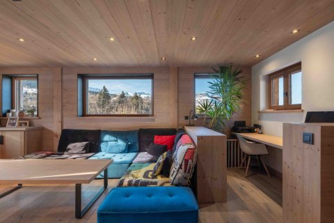 4 bedrooms House in Combloux, France No. 99540 5