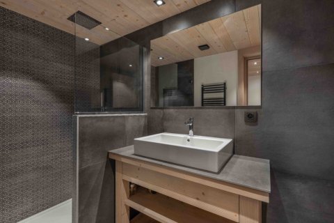 4 bedrooms House in Combloux, France No. 99540 12