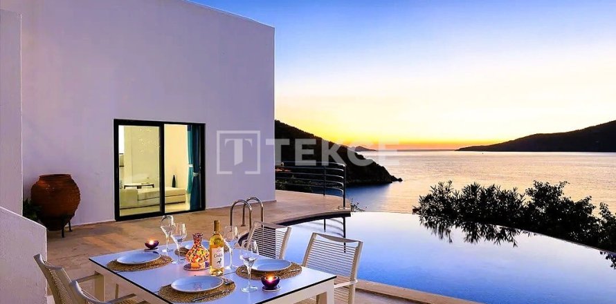2 dormitorios Villa en Kas, Turkey No. 125620
