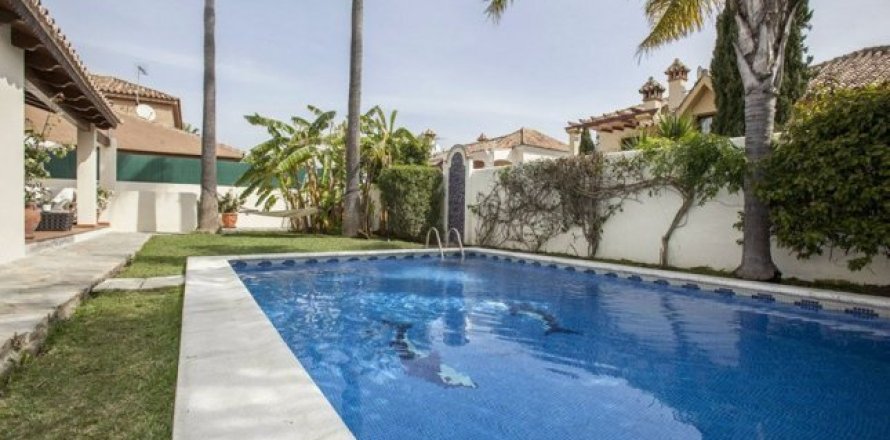 5 bedrooms Properties in Long Hai, Vietnam No. 25489