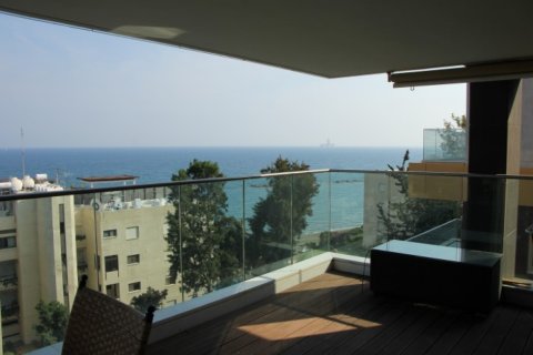 2 dormitorios Apartment en Limassol, Cyprus No. 105727 5