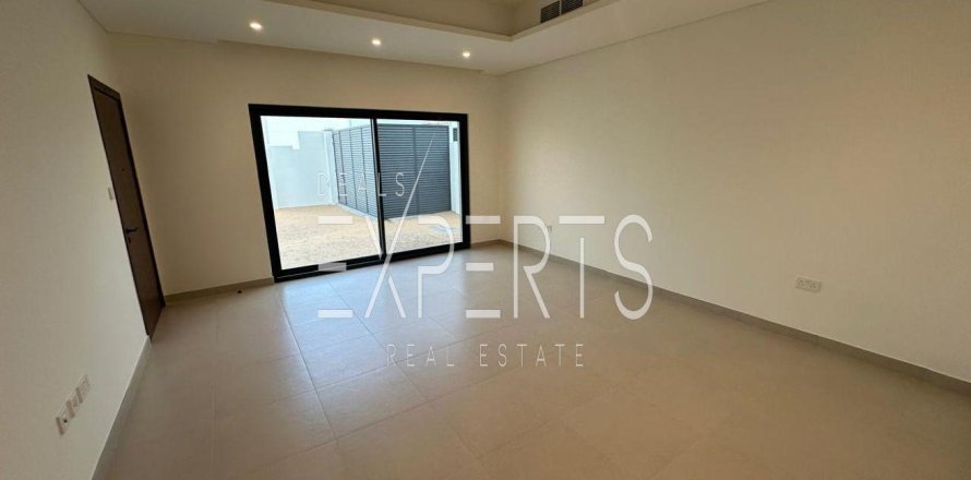 4 chambres Villa à Al Shamkha, UAE No. 129787