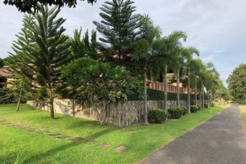 3 chambres Villa à Pattaya, Thailand No. 97247 4