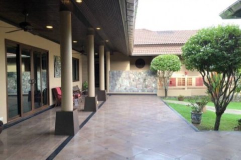 3 chambres Villa à Pattaya, Thailand No. 97247 10