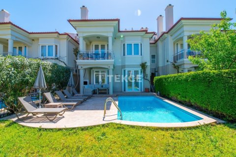 5 chambres Villa à Fethiye, Turkey No. 128413
