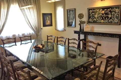 5 bedrooms Villa in Limassol, Cyprus No. 106989 4