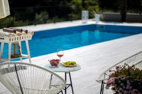 4 bedrooms House in Herceg Novi, Montenegro No. 104792 7