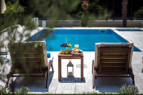 4 bedrooms House in Herceg Novi, Montenegro No. 104792 6