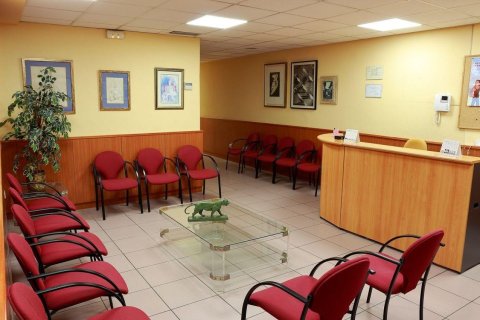 5 bedrooms Apartment in Thanh Son, Vietnam No. 83800 2