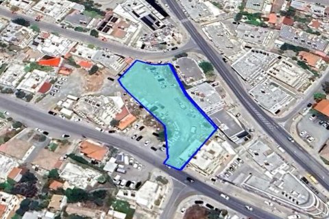 Commercial property in Strovolos, Cyprus No. 79244 1