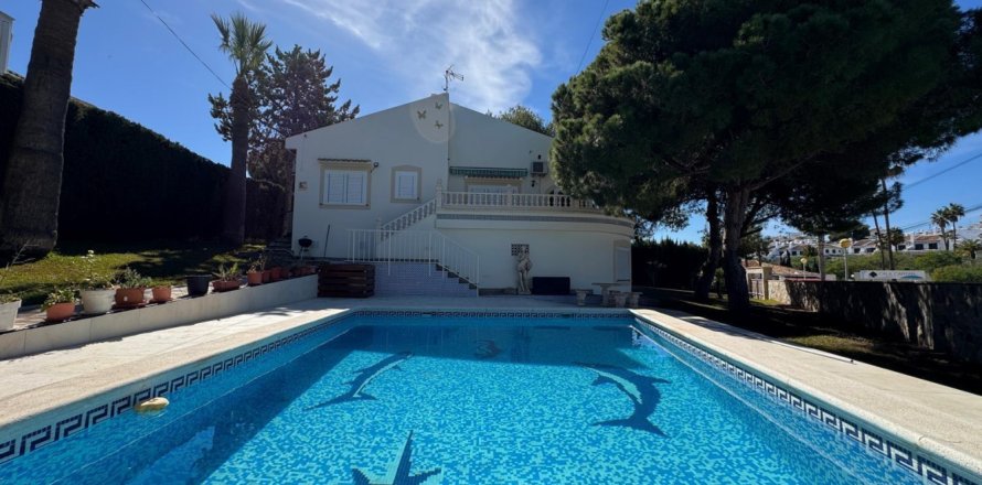 3 bedrooms Villa in Cabo Roig, Spain No. 83869