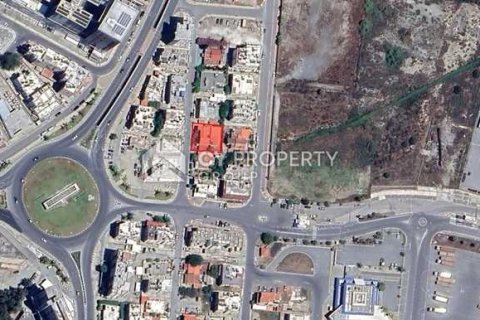Commercial property à Larnaca, Cyprus No. 104474 1