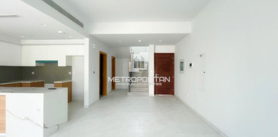3 bedrooms Townhouse in Phuong Canh, Vietnam No. 94111