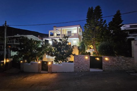 220m² Villa in Palaia Fokaia, Greece No. 107246 4